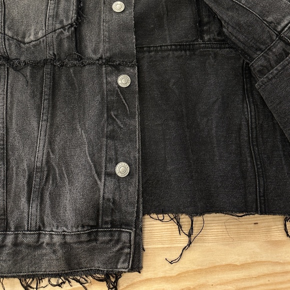 Balenciaga oversized denim jacket Spring 22 RTW - Picture 16 of 16